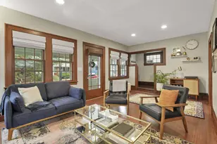 99 E Pacemont Rd, Columbus, OH 43202 - Photo 9