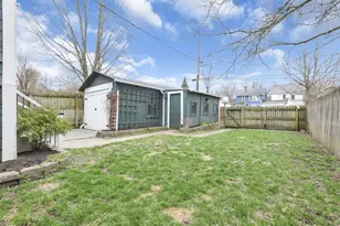 99 E Pacemont Rd, Columbus, OH 43202 - Photo 41