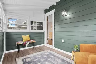 99 E Pacemont Rd, Columbus, OH 43202 - Photo 35