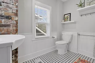 99 E Pacemont Rd, Columbus, OH 43202 - Photo 29