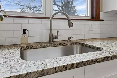 99 E Pacemont Road, Columbus, OH 43202 - Photo 17