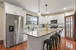 99 E Pacemont Rd, Columbus, OH 43202 - Photo 15