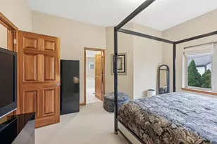 7155 Asheville Park Dr, Columbus, OH 43235 - Photo 19