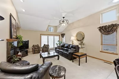 7155 Asheville Park Drive, Columbus, OH 43235 - Photo 9