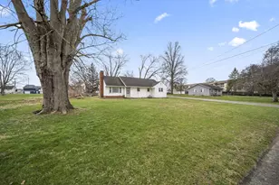 5023 Walnut Rd, Buckeye Lake, OH 43008 - Photo 1