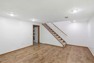 614 Dlyn Street, Columbus, OH 43228 - Photo 27