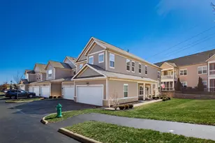 3732 Evelynton Ave, Lewis Center, OH 43035 - Photo 3