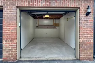 36 W Russell St, Columbus, OH 43215 - Photo 25