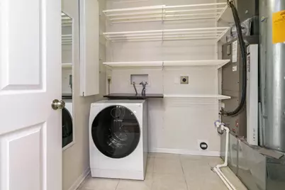 36 W Russell Street, Columbus, OH 43215 - Photo 23