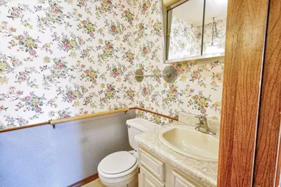 538 N Clayton Street, Centerburg, OH 43011 - Photo 13