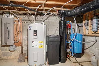 5870 Brook Road NW, Baltimore, OH 43105 - Photo 39