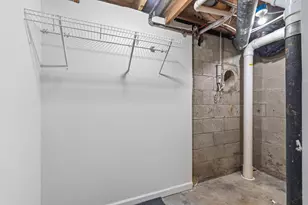 2390 Zollinger Rd, Upper Arlington, OH 43221 - Photo 57