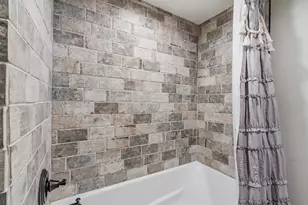 2390 Zollinger Rd, Upper Arlington, OH 43221 - Photo 55