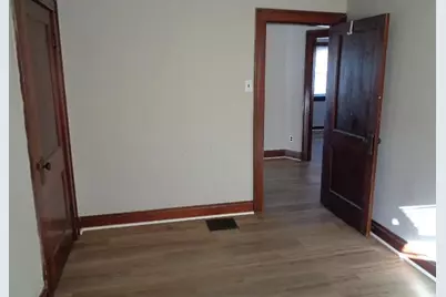 1070 E 16th Avenue, Columbus, OH 43211 - Photo 13