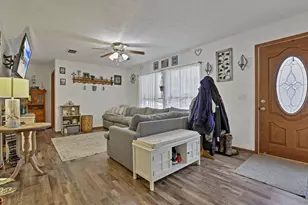 6590 Feasel Rd, Mount Vernon, OH 43050 - Photo 7