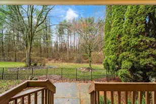 5701 Forest Grove Ave, Westerville, OH 43081 - Photo 5