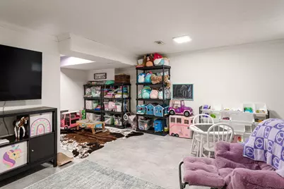 5381 Valley Lane E, Columbus, OH 43231 - Photo 29