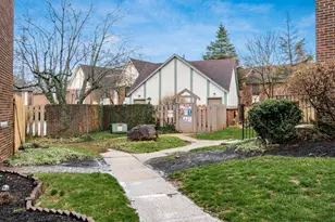 5381 Valley Ln E, Columbus, OH 43231 - Photo 37