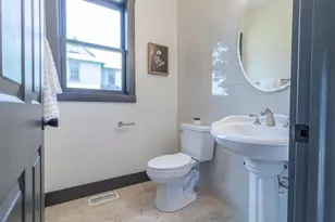 295 E 5th Ave, Columbus, OH 43201 - Photo 21