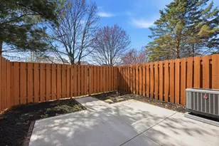 7041 Greensview Village Dr, Canal Winchester, OH 43110 - Photo 23