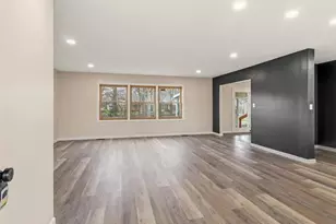 354 Hickory Dr, Marysville, OH 43040 - Photo 7