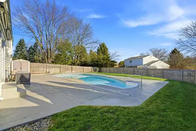 2176 Bigby Hollow Street, Columbus, OH 43228 - Photo 33