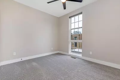 760 N 6th Street, Columbus, OH 43215 - Photo 39