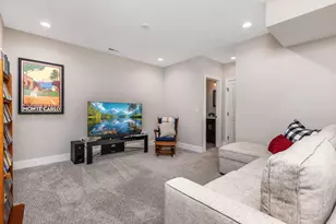 760 N 6th St, Columbus, OH 43215 - Photo 49