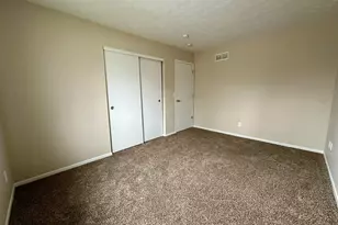 6518 Centennial Dr, Reynoldsburg, OH 43068 - Photo 11