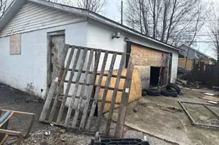 647 Lock Ave, Columbus, OH 43207 - Photo 3