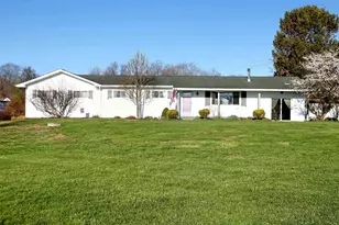 11879 Lockbourne Eastern Rd, Ashville, OH 43103 - Photo 1