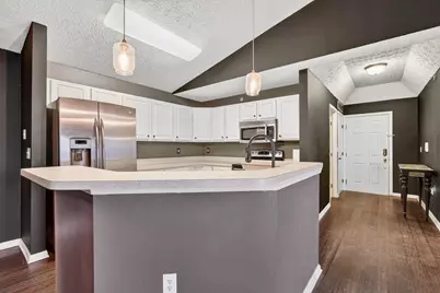 6200 Harbour Pointe #301, Columbus, OH 43231 - Photo 17