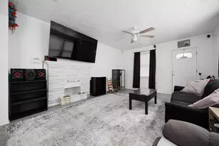 441 Catherine St, Columbus, OH 43223 - Photo 9