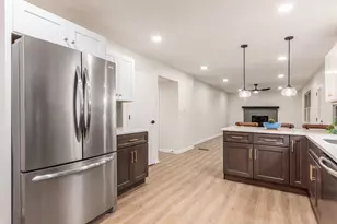 3873 Tweedsmuir Dr, Columbus, OH 43221 - Photo 7