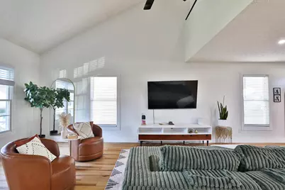 348 Holly Grove Road, Lewis Center, OH 43035 - Photo 7