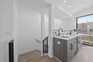 318 Cornelius St, Columbus, OH 43215 - Photo 41