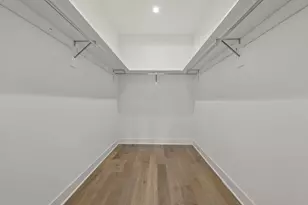 318 Cornelius St, Columbus, OH 43215 - Photo 35