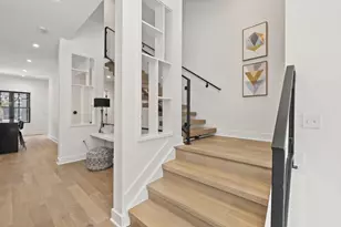 318 Cornelius St, Columbus, OH 43215 - Photo 25