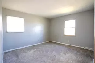 1523 Hempwood Dr, Columbus, OH 43229 - Photo 19