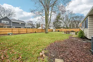 8207 Copperfield Dr, Columbus, OH 43235 - Photo 33