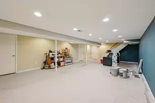 8207 Copperfield Dr, Columbus, OH 43235 - Photo 25