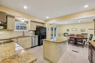 8207 Copperfield Dr, Columbus, OH 43235 - Photo 7