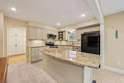 8207 Copperfield Drive, Columbus, OH 43235 - Photo 9