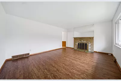 4231 Glenmawr Avenue, Columbus, OH 43224 - Photo 7