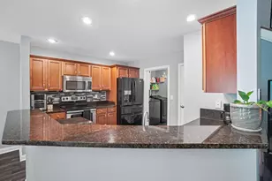 5017 Calais Dr, Columbus, OH 43221 - Photo 17