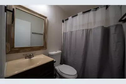 92 Brentview Drive NE, Newark, OH 43055 - Photo 9