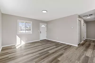 102 Redmond Road, Columbus, OH 43228 - Photo 9