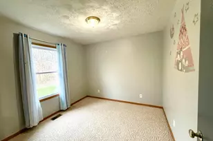 108 W Concord Ln, Bloomingburg, OH 43106 - Photo 21