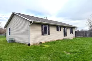 108 W Concord Ln, Bloomingburg, OH 43106 - Photo 27