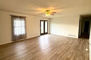 108 W Concord Ln, Bloomingburg, OH 43106 - Photo 9